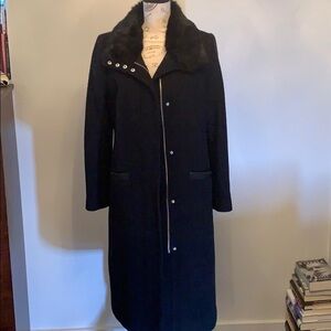 EUC Andrew Marc black wool/fur, size 8